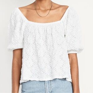 Old navy puff sleeve lace top‎